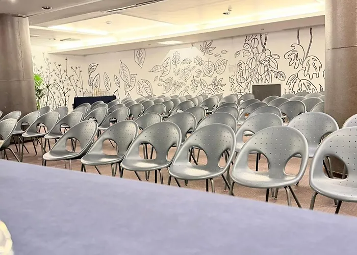 Otel Abitart 4*